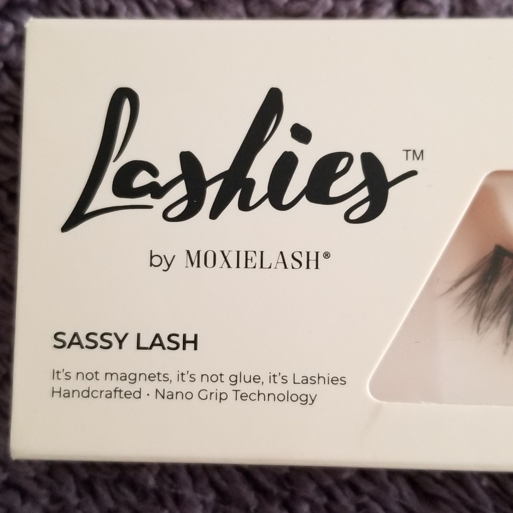MOXIELASH Lashies(Sassy) w/makeup remover